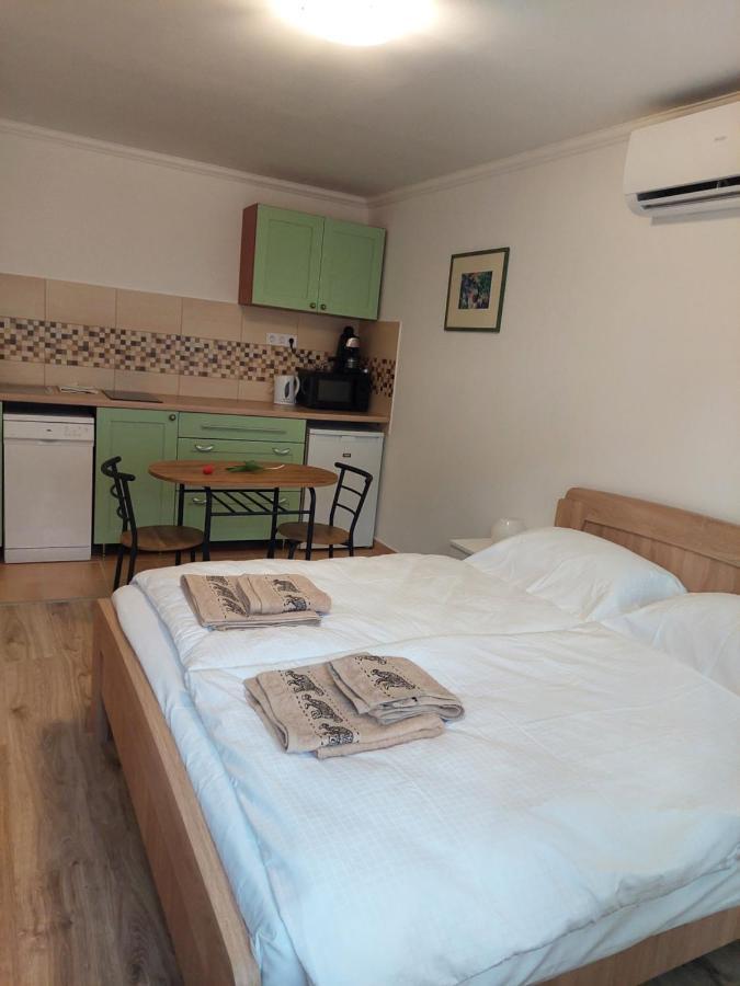Ferienwohnung Szent Bernat Vendeghaz Veszprém Exterior foto