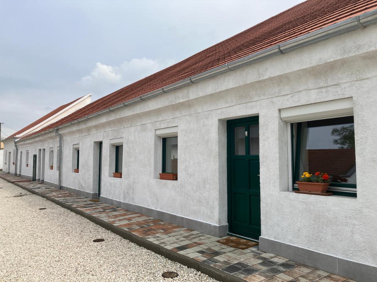 Ferienwohnung Szent Bernat Vendeghaz Veszprém Exterior foto